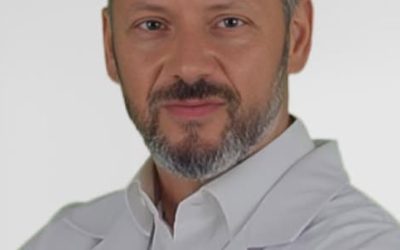 Un medic neurochirurg din Constanța, trimis în judecată pentru înșelăciune Un medic neurochirurg din Constanța a fost trimis în judecată pentru înșelăciune, fiind acuzat că a indus în eroare un pacient pentru a obține sume importante de bani