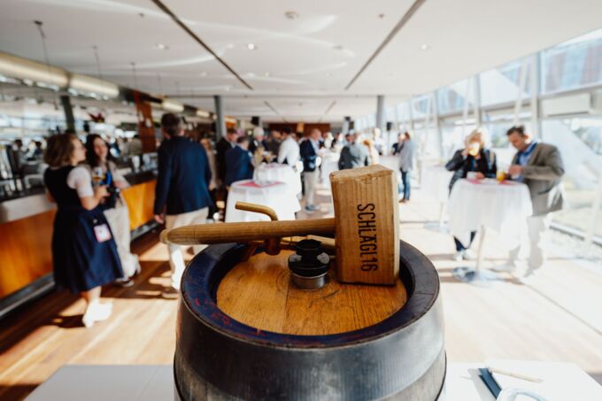 Linz, Austria, este în centrul atenției iubitorilor de tenis, odată cu desfășurarea turneului Upper Austria Ladies Linz