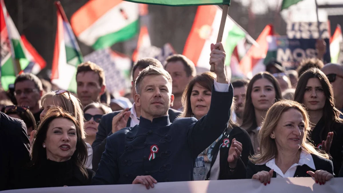 Magyar lovește presa de stat: Fiecare ungur are dreptul la adevăr