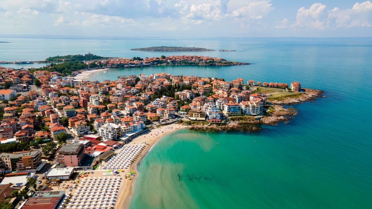 Destinația-surpriză europeană: Bijuteria turistică aproape de România