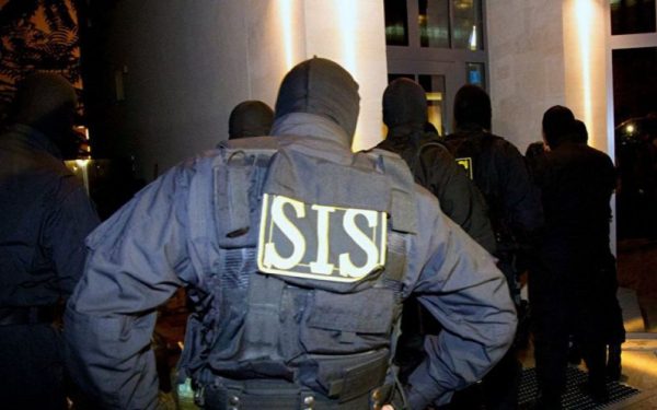 Spioni de la Chișinău, acuzați de șantaj: Cer bani de la cetățeni