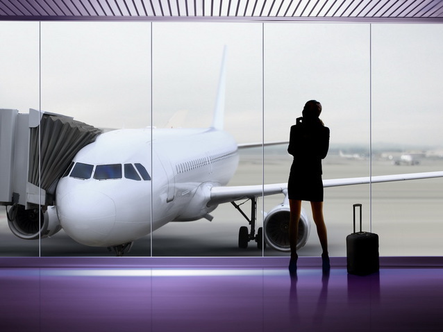 Lufthansa, lovită de criză: 20.000 de zboruri anulate, prețul combustibilului urcă!