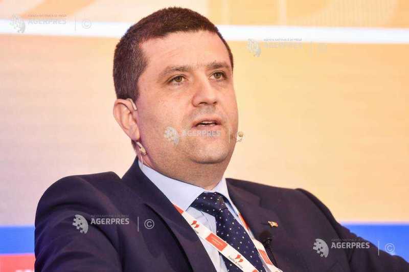 Miruță: Halde abandonate pentru Armată, inundate și cu pomi crescuți