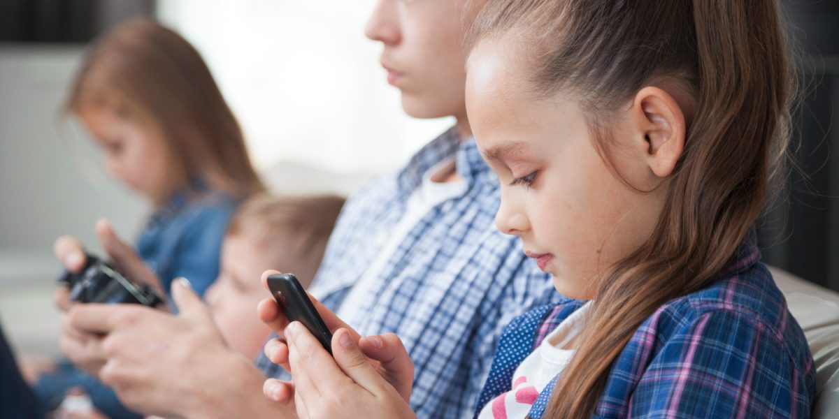Interdicția australiană, un eșec: Copiii, tot pe social media