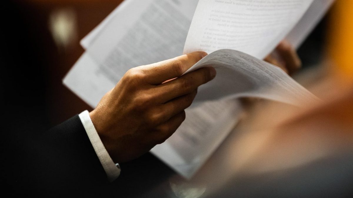 Adjunctul Agriculturii din Grecia, demisie cu scandal: Diplomă Falsă