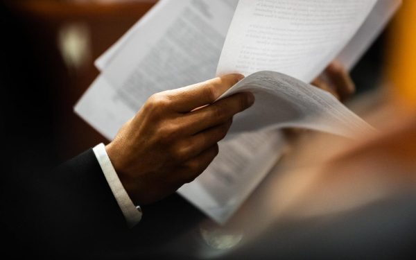 Adjunctul Agriculturii din Grecia, demisie cu scandal: Diplomă Falsă