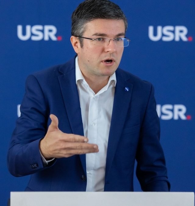 Irineu Darău (USR): Criza amplifică haosul, cine are de câștigat din instabilitate