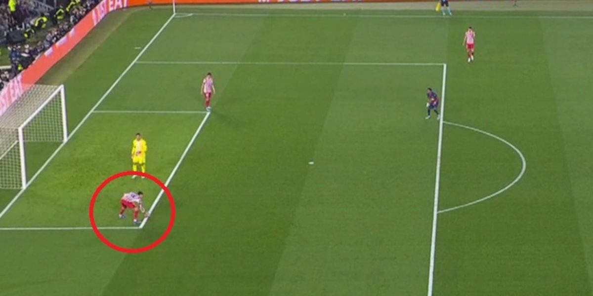 Partida Barcelona – Atletico Madrid, analizată de Iturralde González: Decizii controversate și reacții vehemente O serie de decizii controversate ale arbitrului român Istvan Kovacs în meciul din sferturile de finală ale Ligii Campionilor dintre FC Barcelona și Atletico Madrid au fost analizate de Iturralde González, expert în arbitraj