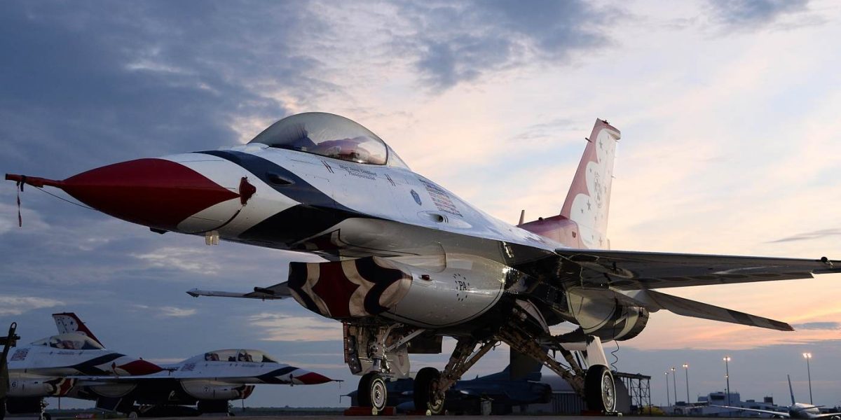 Mai multe aeronave americane au fost distruse duminică în timpul unei misiuni de căutare a unui pilot blocat în Iran, conform unor declarații ale Gardienilor Revoluției, citate de agenția de știri Reuters