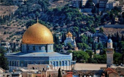 Lumina Sfântă de la Ierusalim, adusă în România cu un zbor special