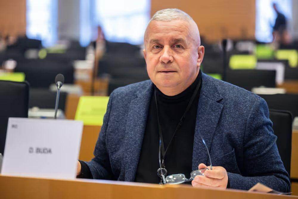 Asigurarea securității alimentare pe tot lanțul de producție și depozitare este o prioritate majoră pentru Uniunea Europeană, în contextul global actual caracterizat de instabilitate economică, războaie comerciale și conflicte armate, care perturbă grav lanțurile de aprovizionare