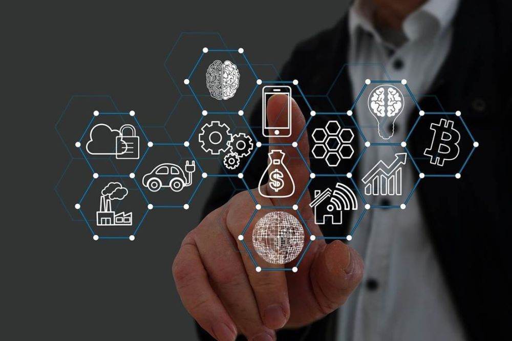 Serviciile de inteligență artificială (IA) oferite de Amazon prin divizia sa de cloud computing, Amazon Web Services (AWS), generează venituri anualizate de peste 15 miliarde de dolari
