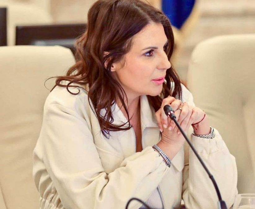 Horga (PNL): „Guvernul NU vinde companii, doar listează pachete minoritare”