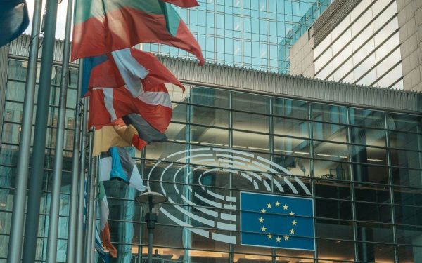 UE face un nou pas pentru aderarea MUNTENEGRULUI, anunță AFP