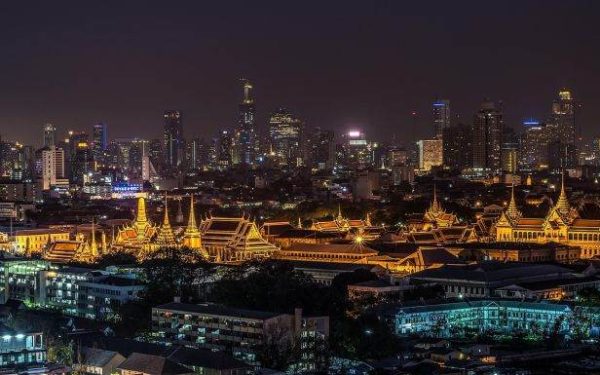 Economia Thailandei, pe încetinitor, numărul turiștilor, revizuit