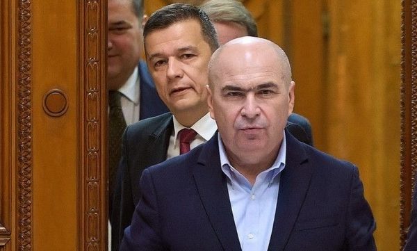 PSD atacă: Bolojan, blocat să vândă companiile profitabile. Lege în Parlament