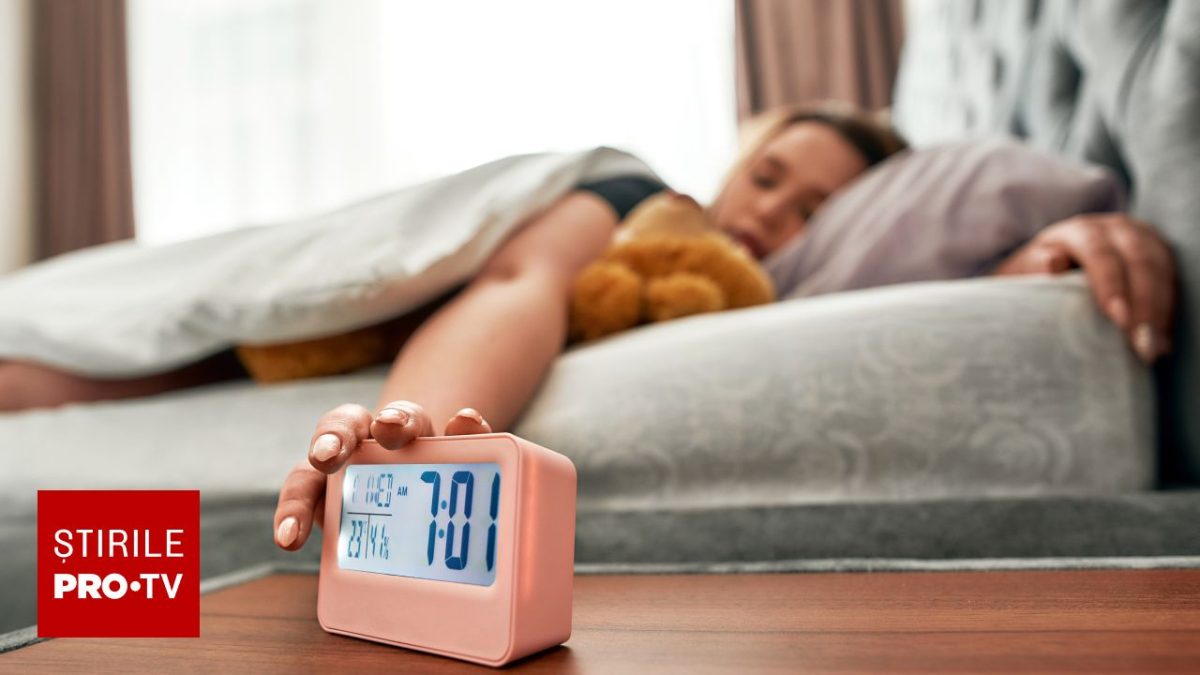 Somn neregulat: Dublează riscul de boli de inimă! Ce spun medicii despre ora de culcare
