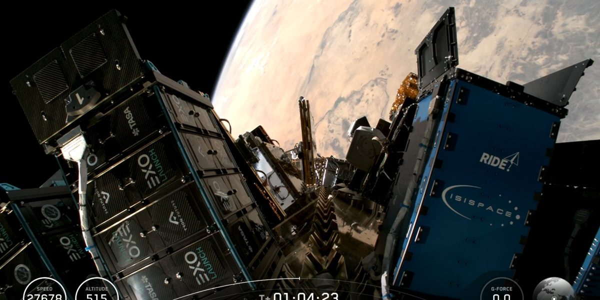 Un satelit românesc, denumit EMISAR, a fost lansat cu succes pe orbită, marcând o etapă importantă pentru industria spațială națională