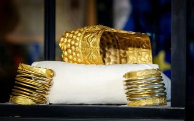 Recuperarea brățărilor dacice și a coifului de la Coțofenești reprezintă o reușită semnificativă pentru România, dar și o recuperare a identității naționale