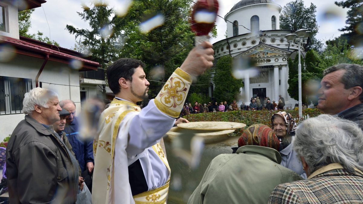 Izvorul Tămăduirii: Sărbătoare cu semnificații profunde și obiceiuri străvechi