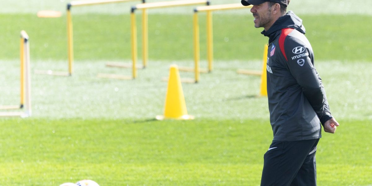 Atletico Madrid se confruntă cu o listă semnificativă de absențe înainte de meciul important împotriva FC Barcelona, programat în această seară în La Liga