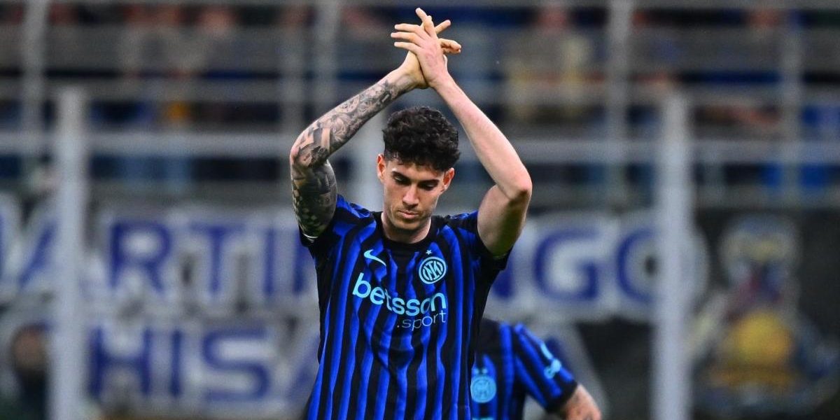 Bastoni trece peste polemici și demonstrază solidaritate în ciuda momentelor dificile Defensorul lui INTER, Alessandro Bastoni, și-a revenit după o perioadă complicată, manifestând maturitate și reziliență în fața criticilor și a vocii de piață