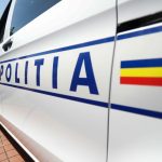 Polițiștii au reținut un tânăr pentru 24 de ore, după ce acesta ar fi postat online mesaje cu caracter fascist și legionar