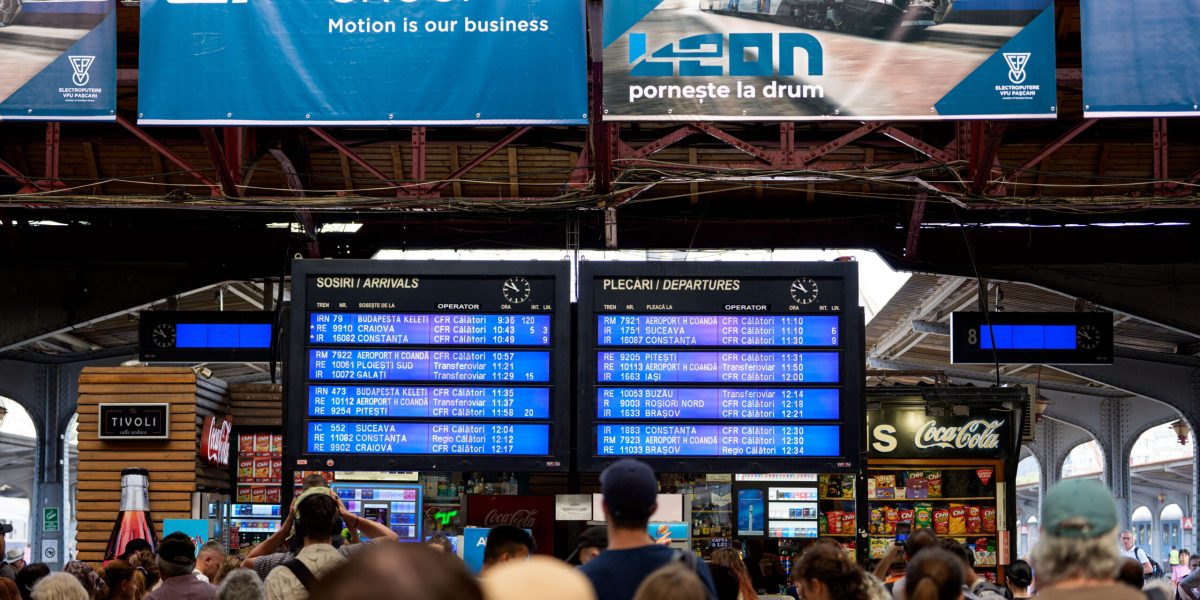 CFR Călători anunță suplimentarea trenurilor pe rutele cele mai aglomerate din țară, în special cele care leagă Bucureștiul de marile orașe, în perioada cu trafic crescut