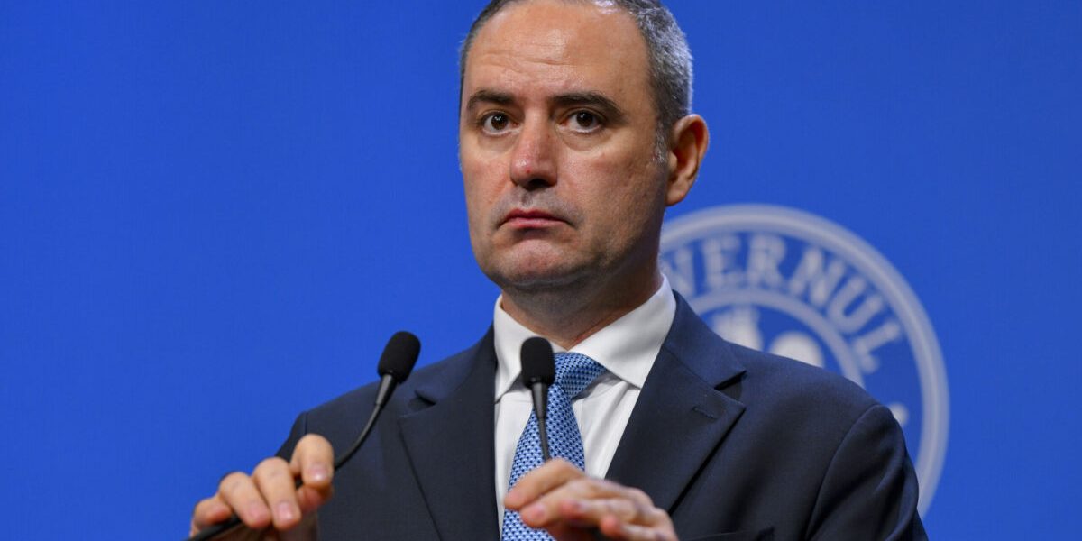 Ministrul Culturii, s-a angajat să reformeze legislația privind timbrul muzical, cu scopul de a revitaliza industria culturală și de a sprijini artiștii