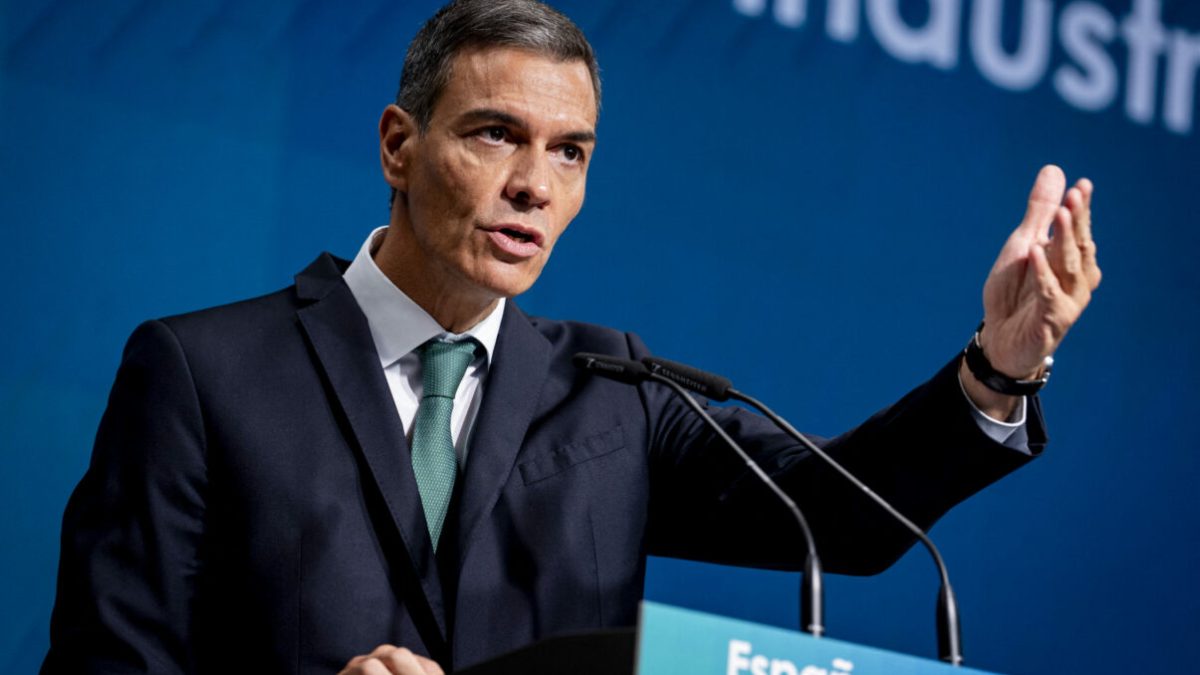 Social media, coșmarul liderilor europeni: Totul e subminat