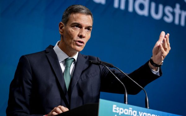 Social media, coșmarul liderilor europeni: Totul e subminat