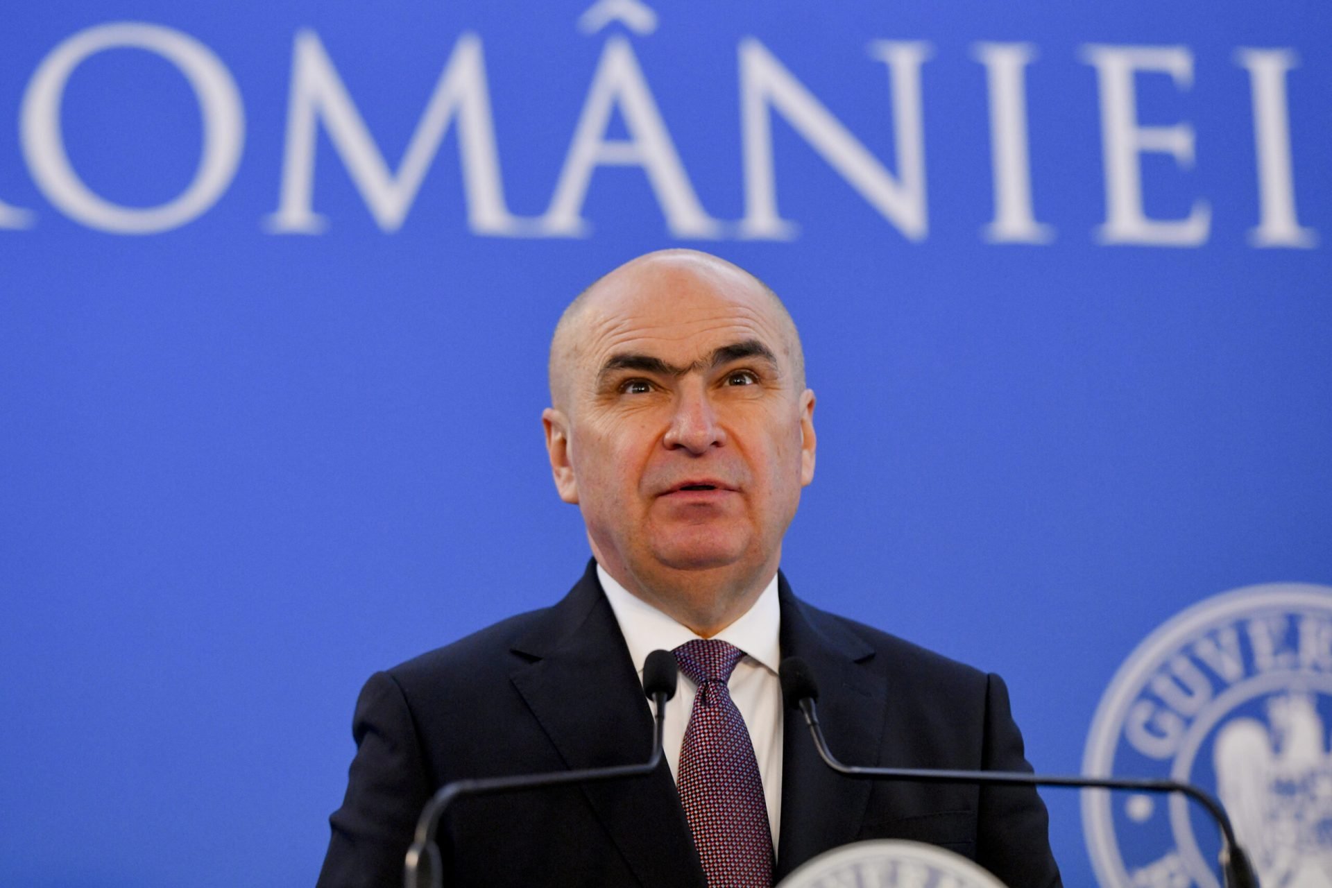 Premierul ILIE BOLOJAN a afirmat că aderarea României la NATO, în urmă cu 22 de ani, a avut un impact decisiv asupra securității și parcursului euroatlantic al țării