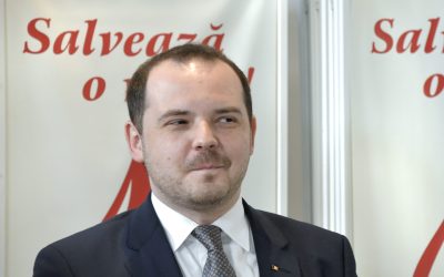 România a fost prinsă într-un scandal legat de achizițiile de vaccinuri anti-COVID, după ce ministrul Sănătății, Alexandru Rogobete, a făcut declarații despre modul în care au fost negociate și aprobate aceste contracte, precum și despre dosarul penal aflat în desfășurare la DNA