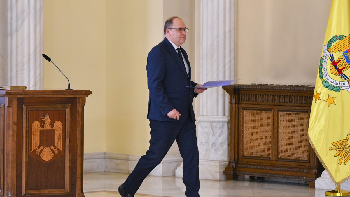 Dimian, propunere controversată: Ore suplimentare pentru profesori, plătite separat