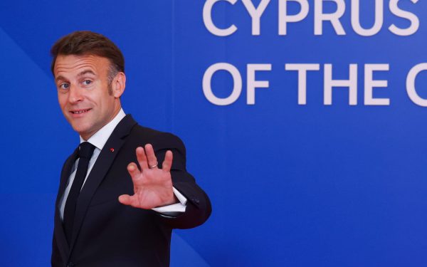 Macron, gata să renunțe la politică? Promisiunea are șanse de reușită