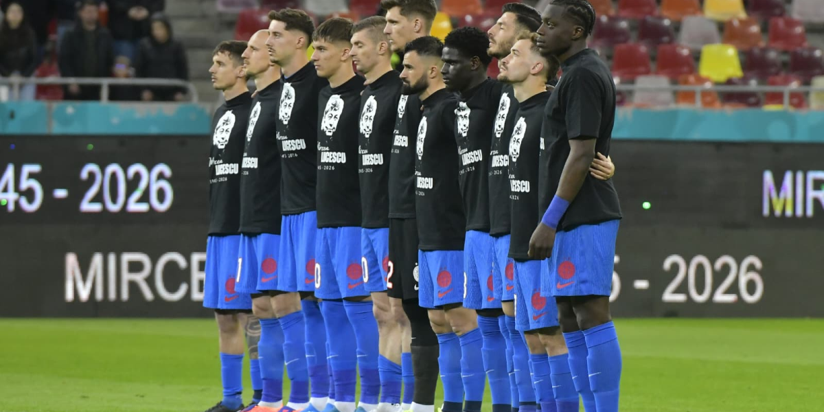 Mesajul fanilor FCSB pentru Mircea Lucescu: Ce au transmis suporterii