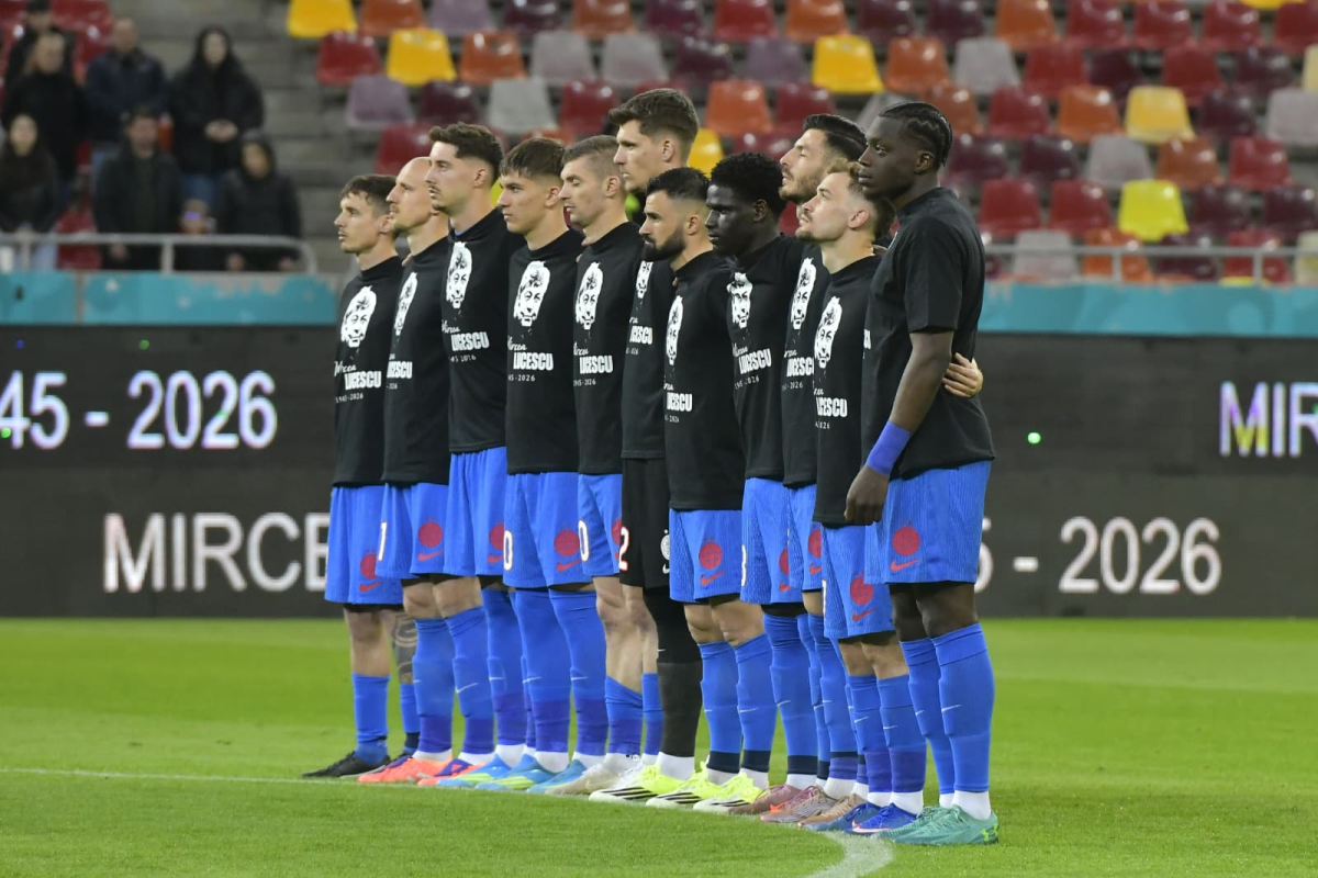 Mesajul fanilor FCSB pentru Mircea Lucescu: Ce au transmis suporterii