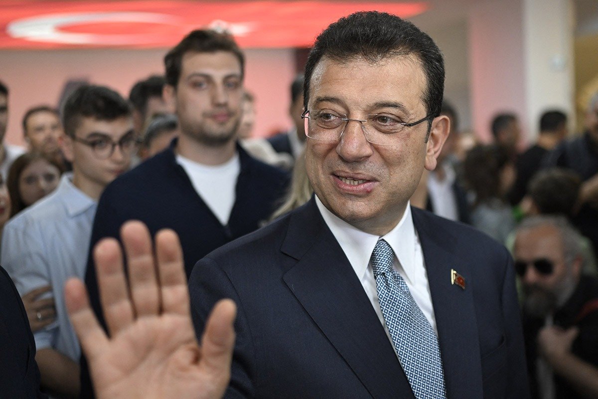 Procurorii turci iau măsuri împotriva primarului din Istanbul, Ekrem Imamoglu Procurorii din Turcia au deschis marți o nouă anchetă împotriva primarului Istanbulului, Ekrem Imamoglu, acuzându-l de insultarea unui funcționar public