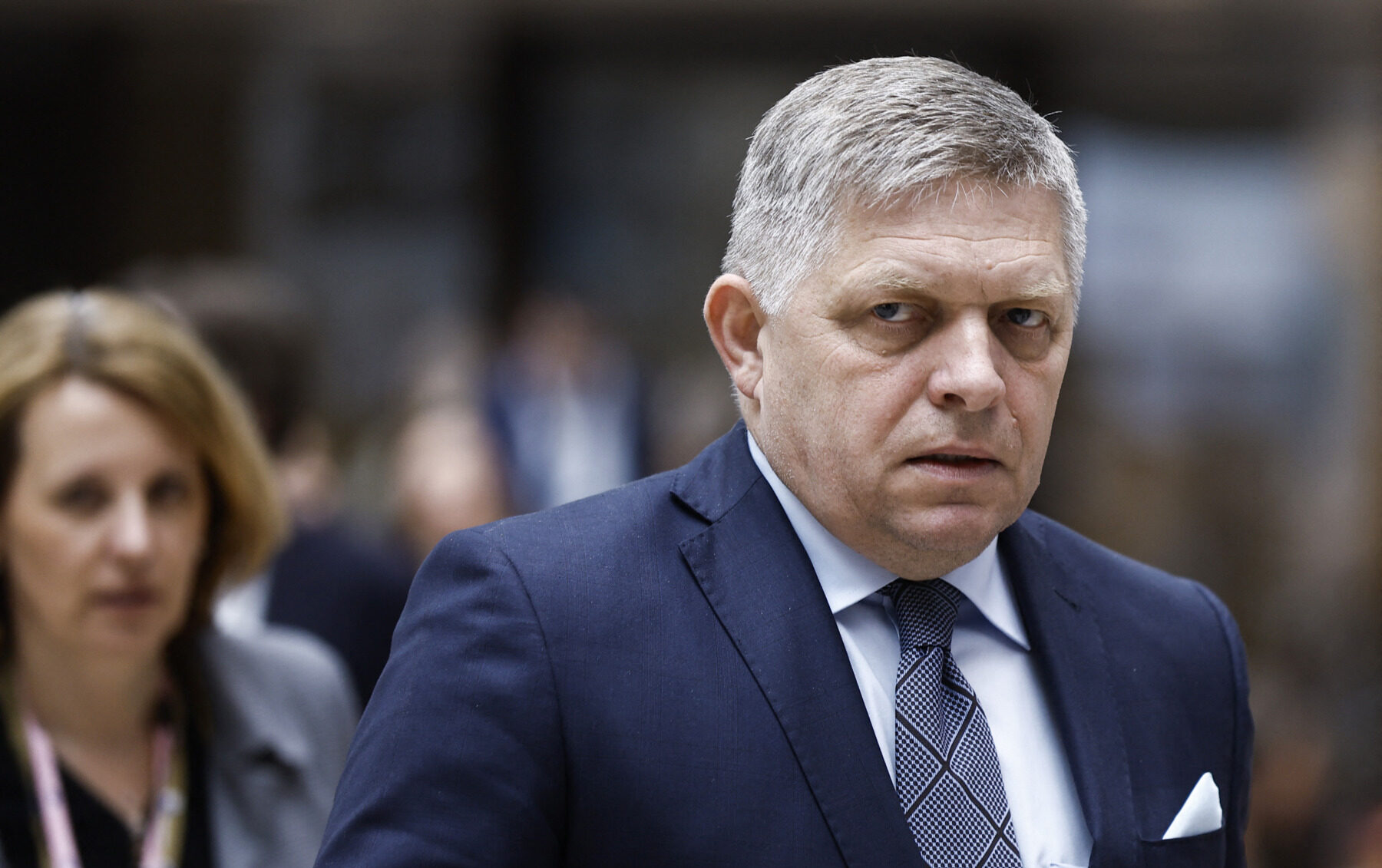 Premierul Slovac Robert Fico a solicitat sâmbătă Uniunii Europene să renunțe la sancțiunile aplicate asupra importurilor de petrol și gaze din Rusia, argumentând că acest pas ar putea contribui la stabilizarea fluxurilor energetice în regiune