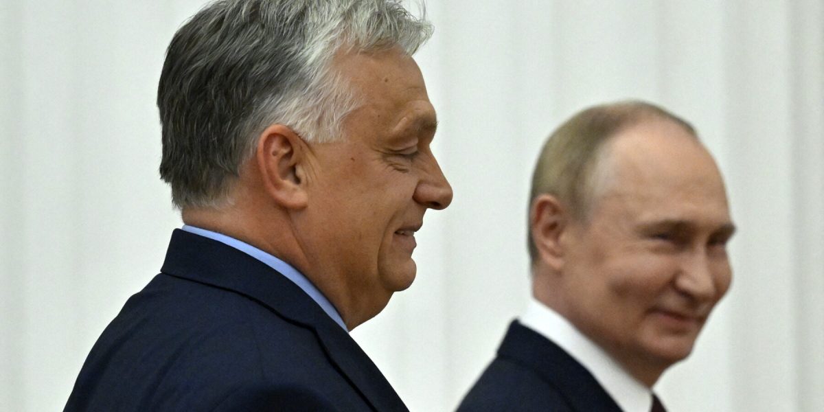 Prim-ministrul Ungariei, Viktor Orbán, se confruntă cu acuzații tot mai puternice de apropiere de Rusia, pe fondul apropierii alegerilor de duminică