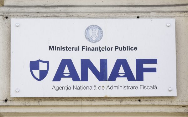 ANAF avertizează: Noi fraude prin telefon, infractorii vânează date personale