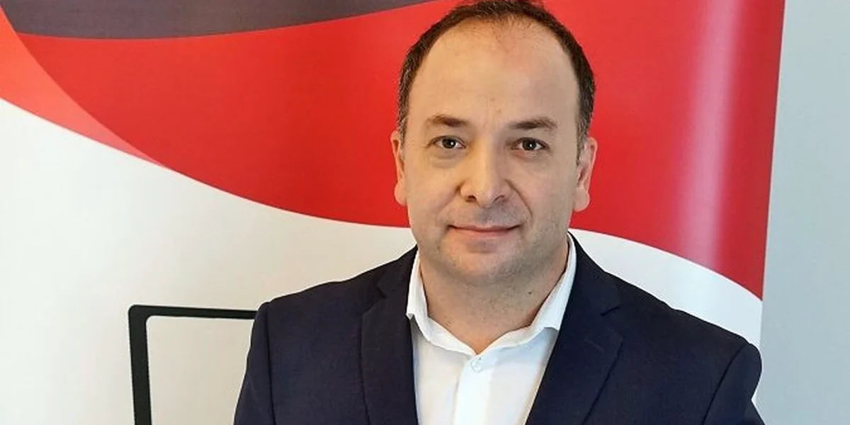 Reducerea accizei la motorină, intrată recent în vigoare, a adus o ușoară scădere a prețului la pompă, însă consumatorii rămân cu buzunarele zgâriate