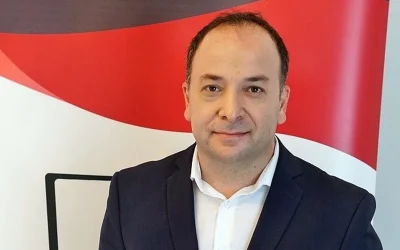 Reducerea accizei la motorină, intrată recent în vigoare, a adus o ușoară scădere a prețului la pompă, însă consumatorii rămân cu buzunarele zgâriate