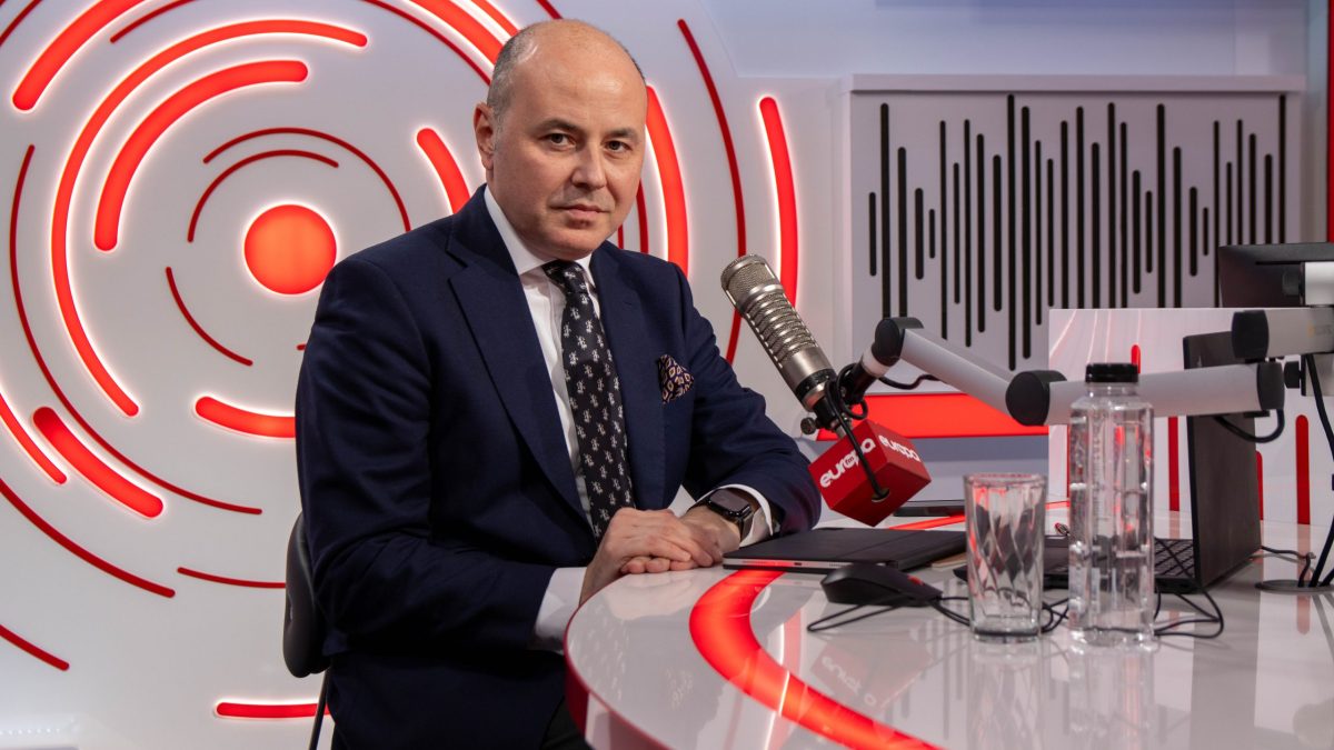 Muraru (PNL): Flirt politic PSD-Iohannis. Nicușor Dan, soarta lui Iohannis? Social-democrații, în opoziție?