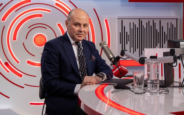 Muraru (PNL): Flirt politic PSD-Iohannis. Nicușor Dan, soarta lui Iohannis? Social-democrații, în opoziție?