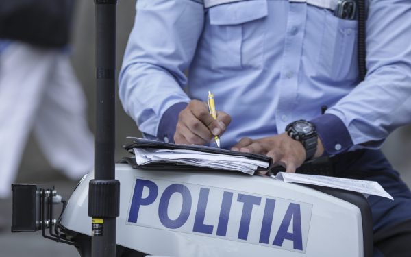 Amenzile ustură șoferii din București: 17.000+ euro încasări în două zile, pentru mașini