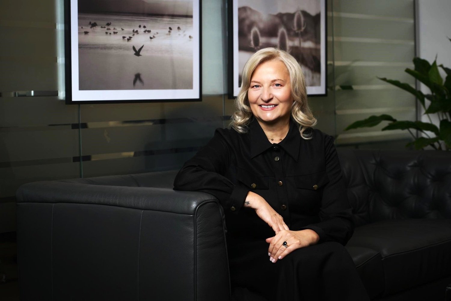 Cargus își extinde rețeaua de livrare outdoor printr-un parteneriat strategic cu FROO România Cargus, compania lider pe piața de curierat din România, continuă să își extindă rețeaua de puncte de livrare și colaborările pentru a oferi servicii mai rapide și convenabile clienților săi