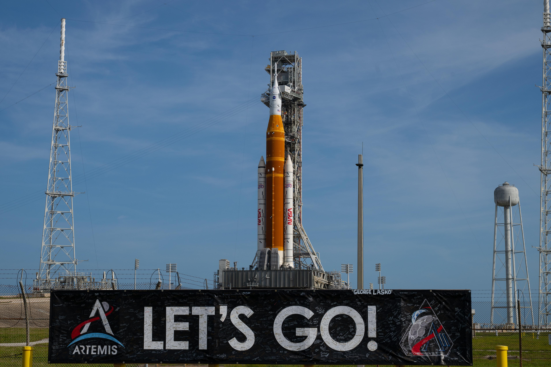 România privește cu speranță și curiozitate spre un nou capitol al explorării spațiale globale, după ce NASA a anunțat lansarea misiunii Artemis II, primul vehicul cu astronauți care va ajunge spre Lună în peste jumătate de secol