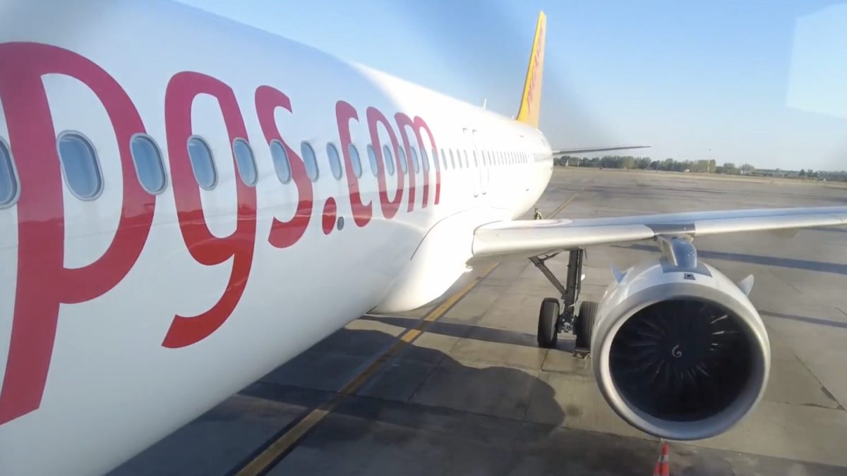 Aeronava Sankt Petersburg - Istanbul, aterizare de urgență la București după alarmă