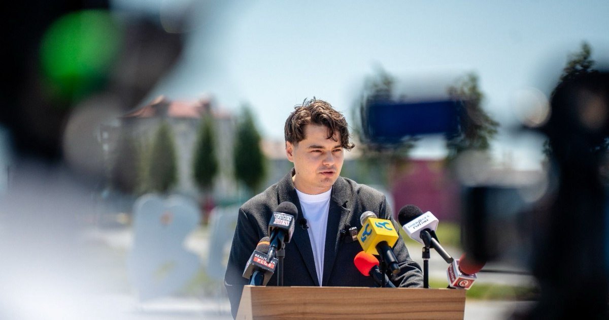 Bilete la 1 leu pentru Nibiru pe 1 aprilie, anunță Selly: „Nu e păcăleală”